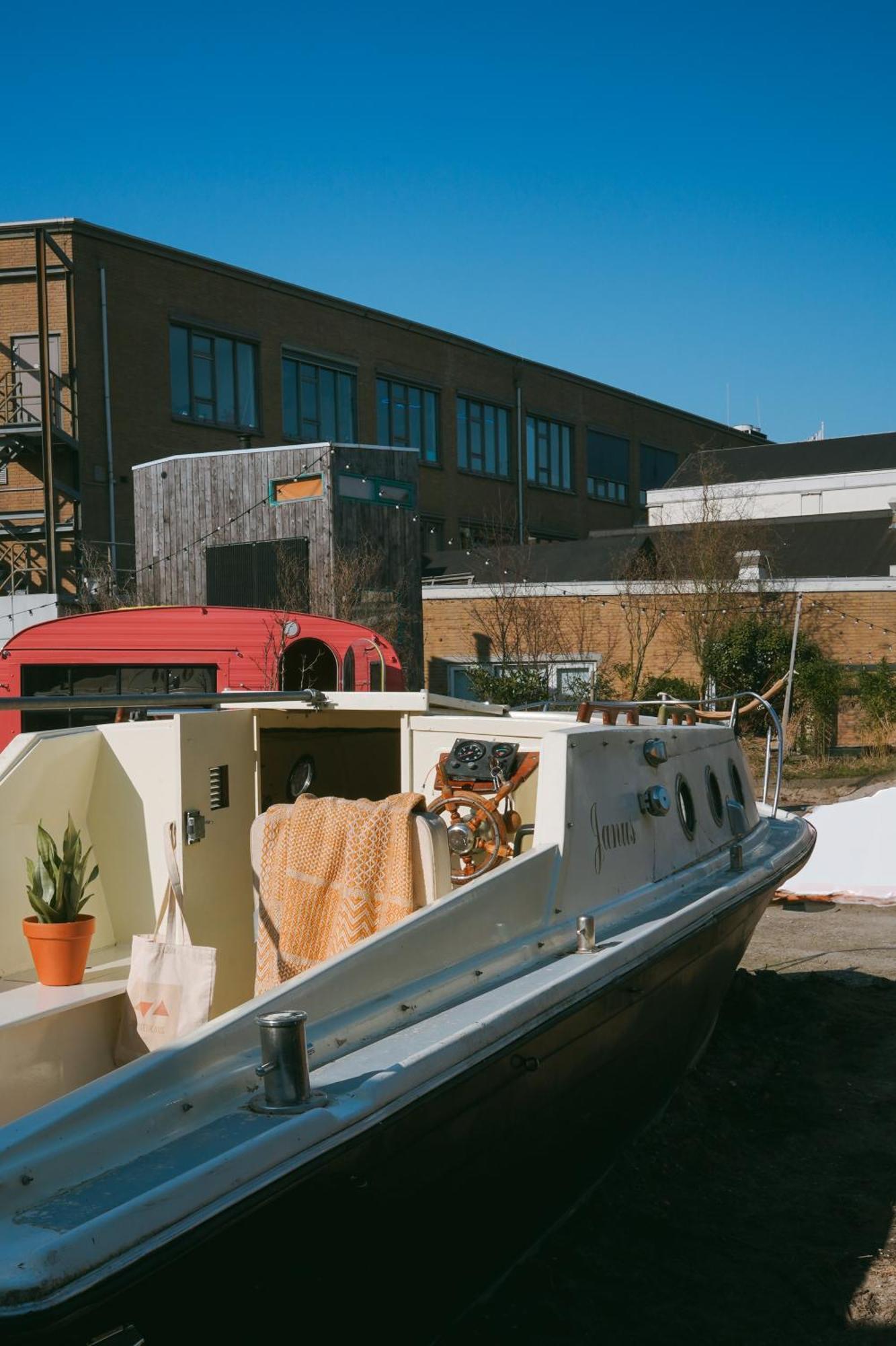 De Buitenkans Unique Cabins - Urban Camping Rotterdam Buitenkant foto